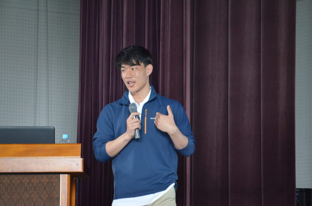 講師を務めた卒業生の近藤耕平さん