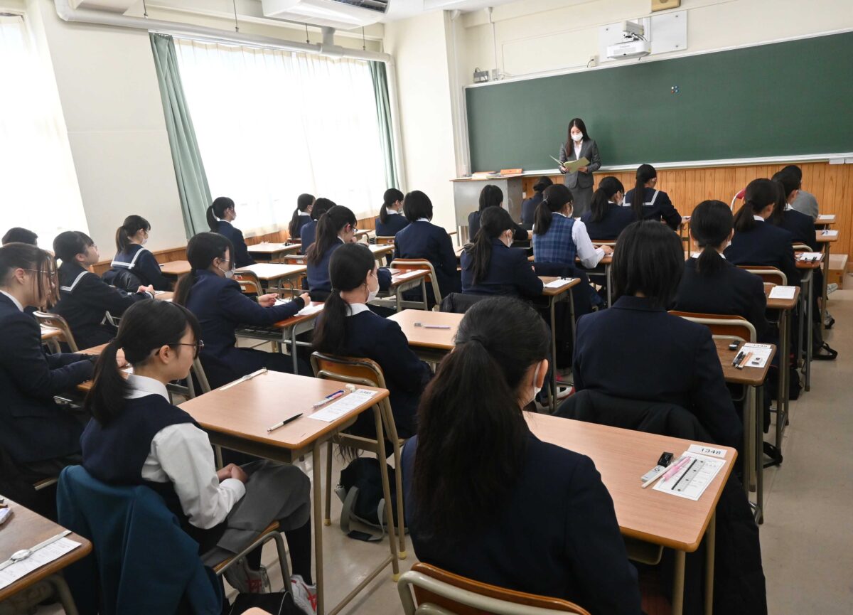 令和8年4月1日　埼玉の県立高校6校設置